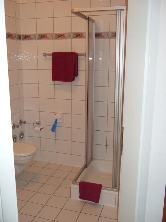 Hotel Jagdschlossl Eichenried Moosinning Kamer foto