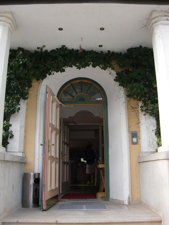 Hotel Jagdschlossl Eichenried Moosinning Buitenkant foto