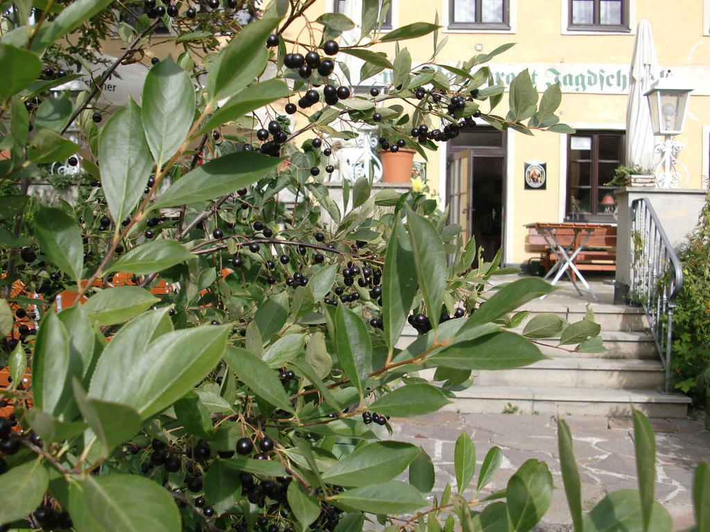 Hotel Jagdschlossl Eichenried Moosinning Buitenkant foto